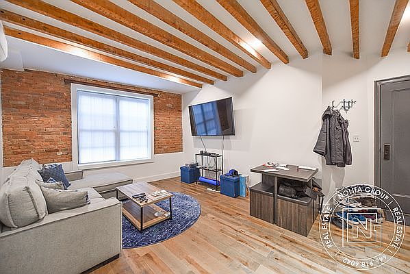 1st image of 152 W 49th St #6FF
