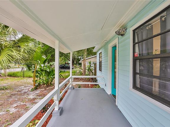 3rd image of 1611 E Linden Ave