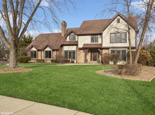 10482 Williamsburg Trl, Frankfort, IL 60423