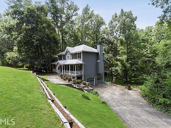 4th image of 608 Wentworth Dr NW