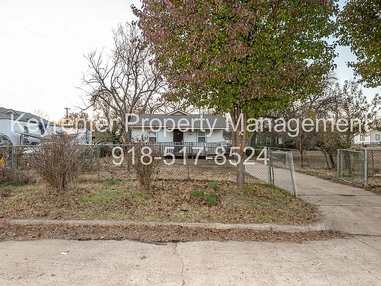 2144 N Garrison Pl — Photo 3