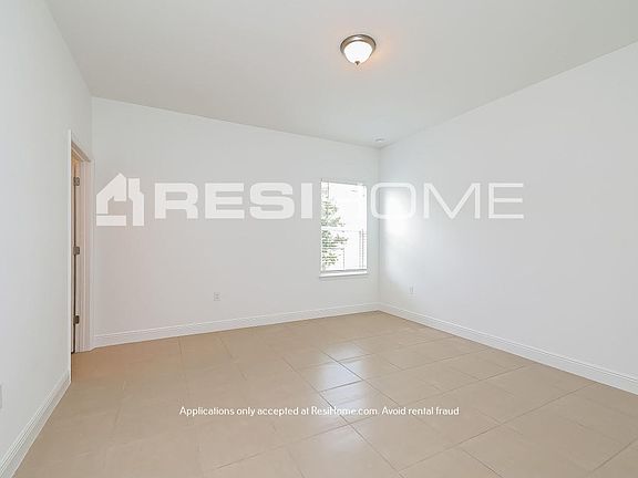 3rd image of 144 Flatfish Ct