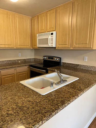 589 N Johnson Ave N #219 Photo 1