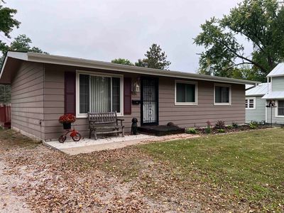 409 Scott St, Waupaca, WI, 54981