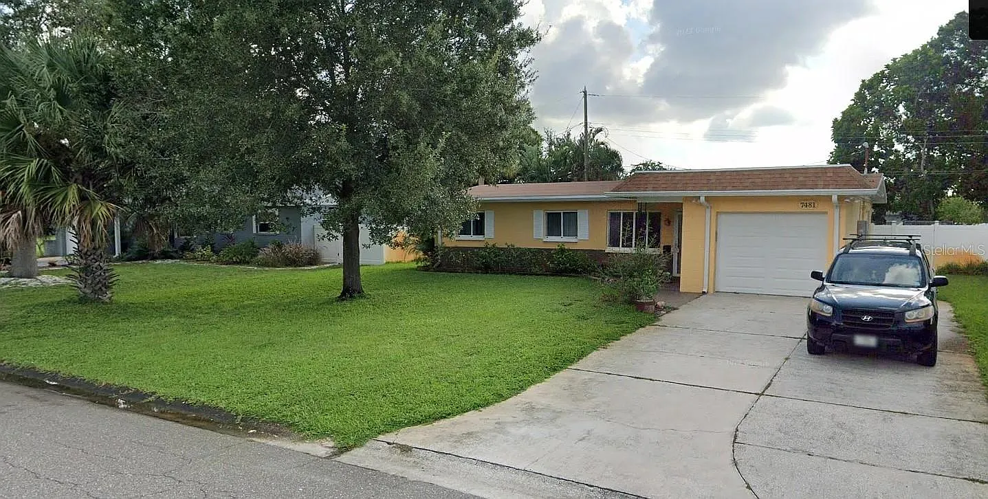 3 bed, 1005 sqft, $2,195 — Photo 1