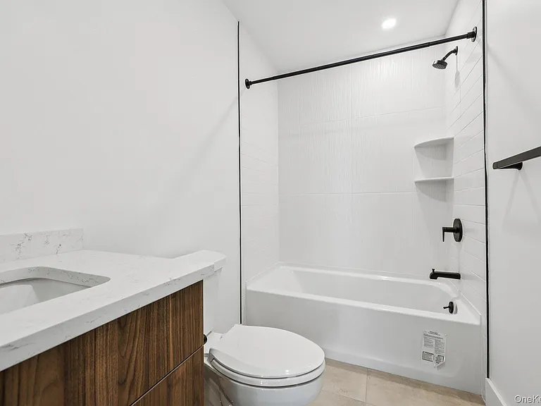 325 Manville Rd #203 — Photo 14