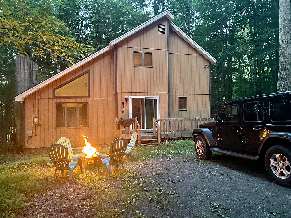 64 Mountain View Dr