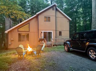 64 Mountain View Dr, Pocono Lake, PA 18347