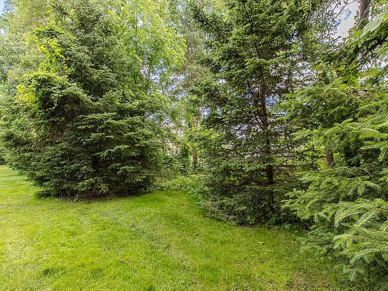 300 Stratford Ln #300 — Photo 64