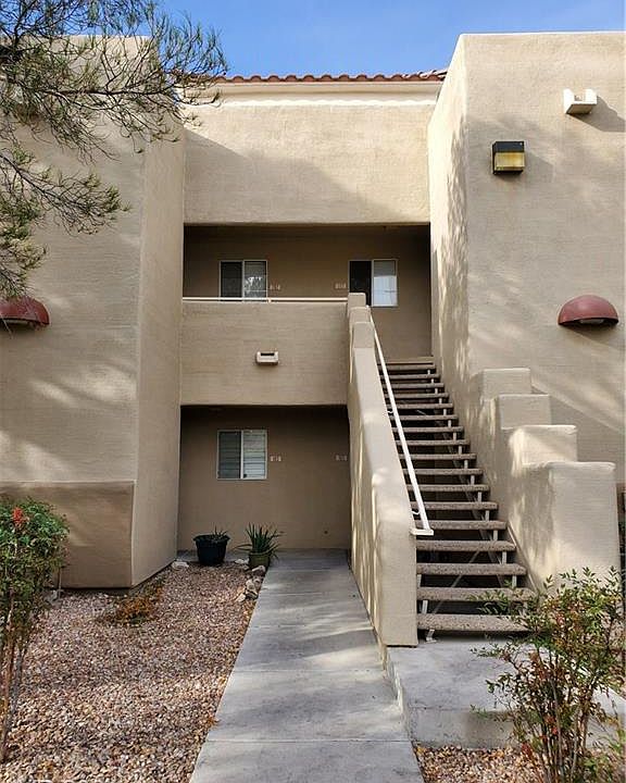 1st image of 1909 Desert Falls Ct Unit 202