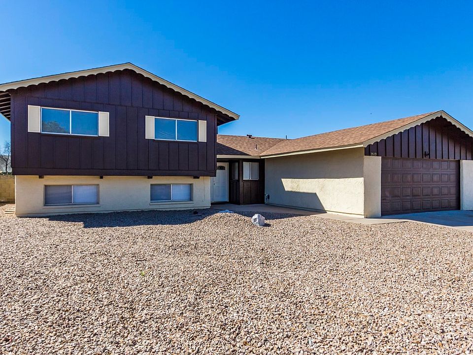 1st image of 3539 W Country Gables Dr