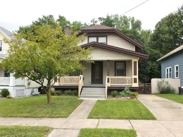 2741 Robertson Ave, Cincinnati, OH 45212