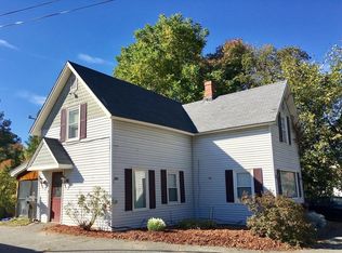 320 Deerfield St, Greenfield, MA 01301