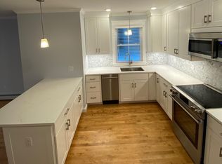 9 Dow St #3, Portland, ME 04102