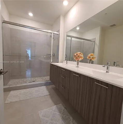 8301 NW 41st St #302 — Photo 6