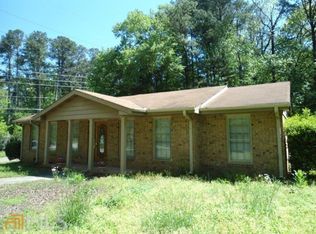 408 Rue De Chateau, Stone Mountain, GA 30083