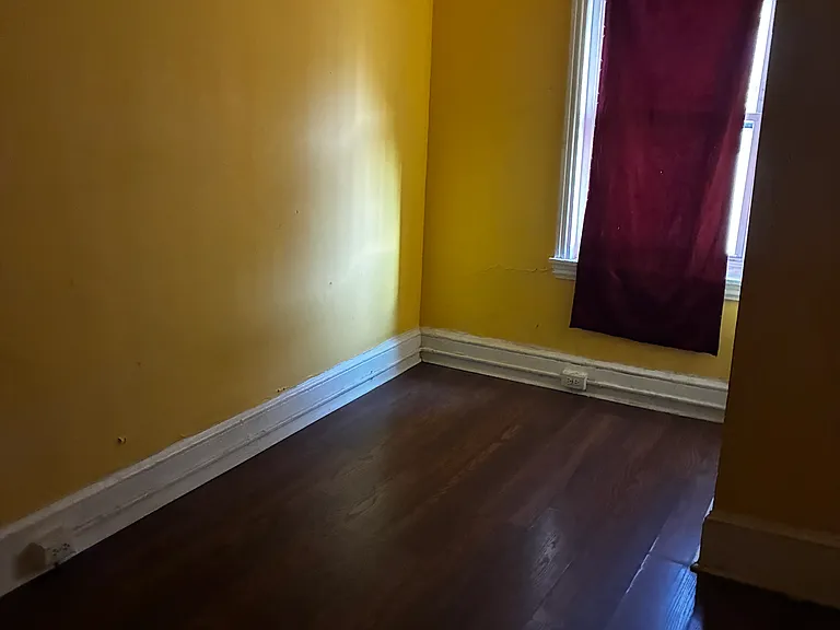 148 W Marshall St #C — Photo 7