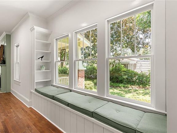 5th image of 1414 Magnolia Ave