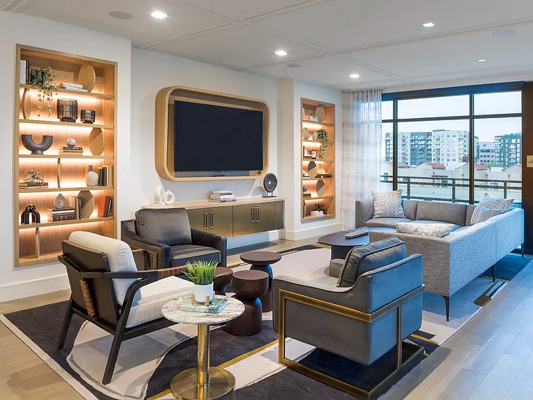 5th floor clubroom