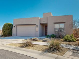 676 Rio Azul Ln NW, Albuquerque, NM 87104