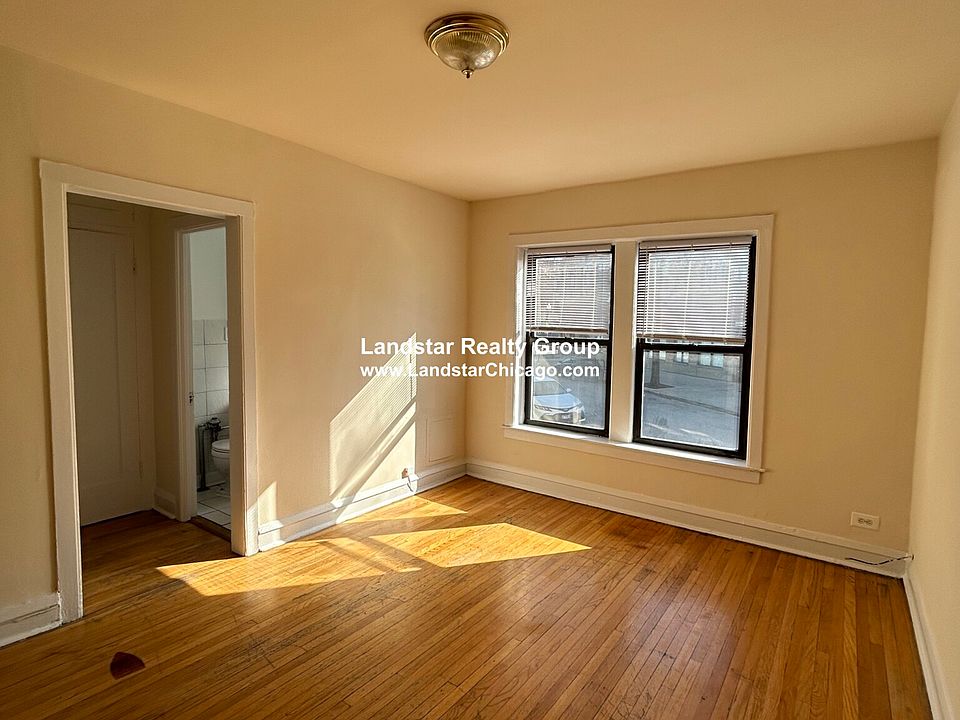 1st image of 2714 N Spaulding Ave #1LL