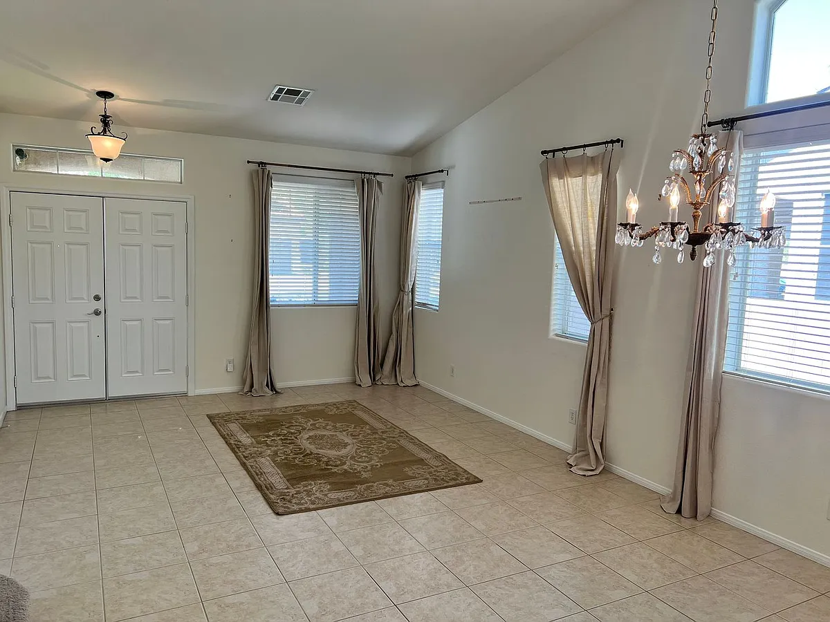 Building Photo - 11736 Hugana Pl