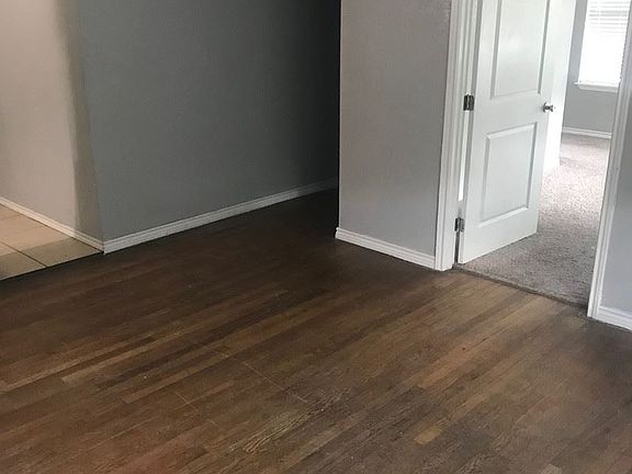 5th image of 1409 W Woodlawn Ave APT 8