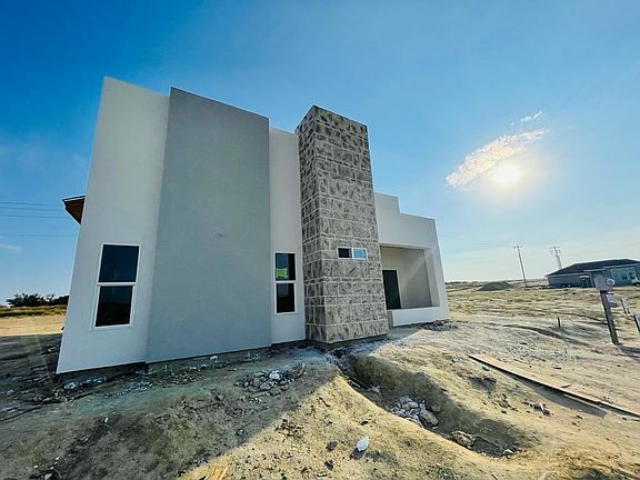 3rd image of 6917 Molinos Dr