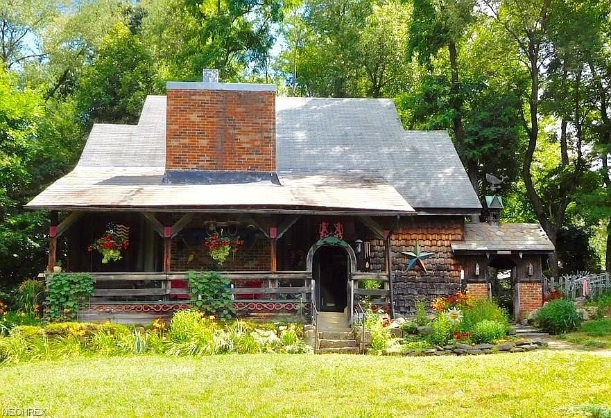 Welcome to 8295 Richey School Road in Hanoveton