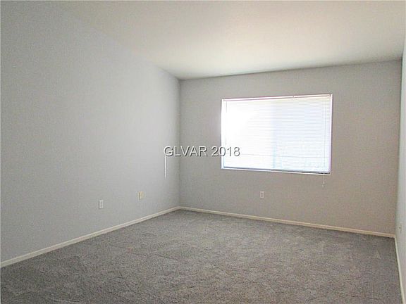 4th image of 2110 N Los Feliz St #2081