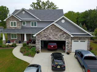 2941 Nautica Dr, Chesterton, IN 46304