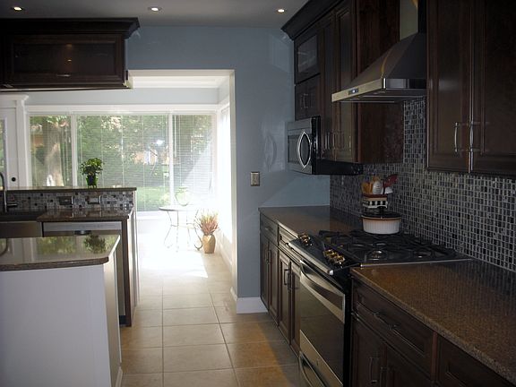 kitchen & Sunroom