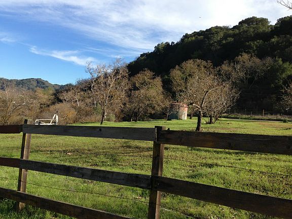 3rd image of 4975 Little Uvas Rd