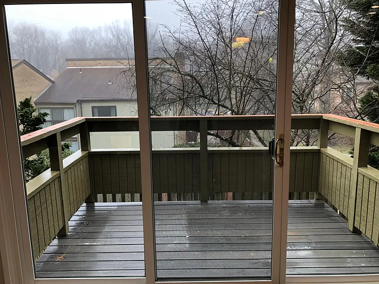 3154 Eakin Park Ct — Photo 10