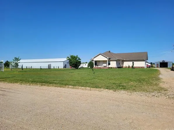 1050 Clay St #481, Rector, AR 72461