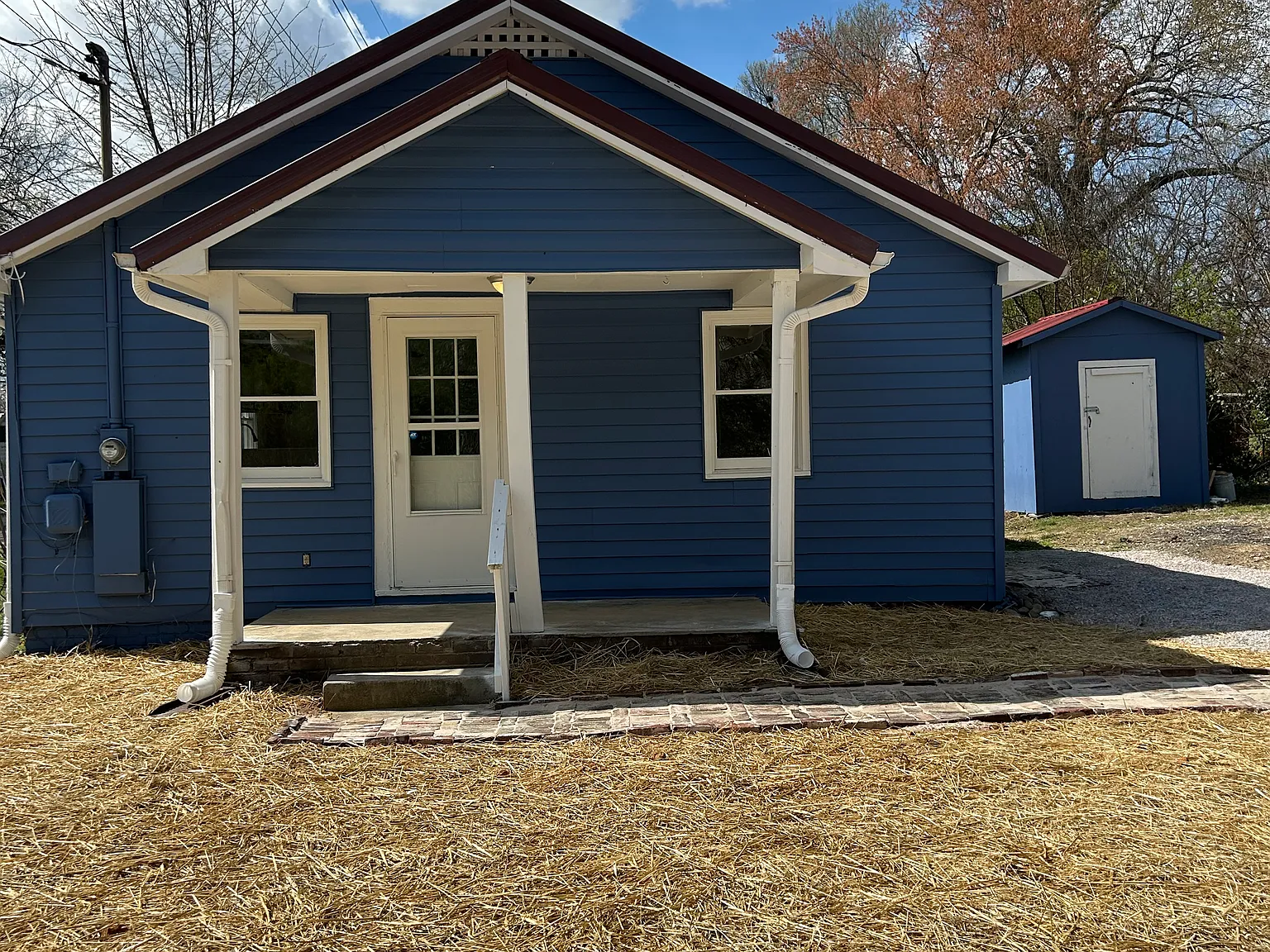 2913 Brooks Ave / 2BR 1BA Close to Downtown Knoxville — Photo 1