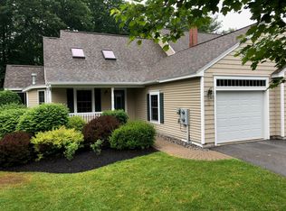 12 Derby Pl #28, Kennebunk, ME 04043