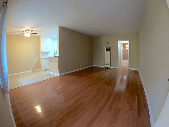 4th image of 17817 Crenshaw Blvd APT 2