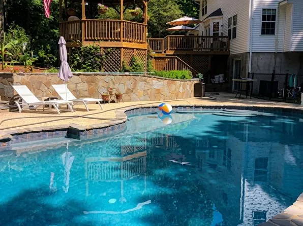 28026 Steeple Ct, Mechanicsville, MD 20659