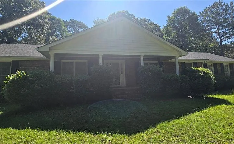1132 Shoal Creek Rd — Photo 1