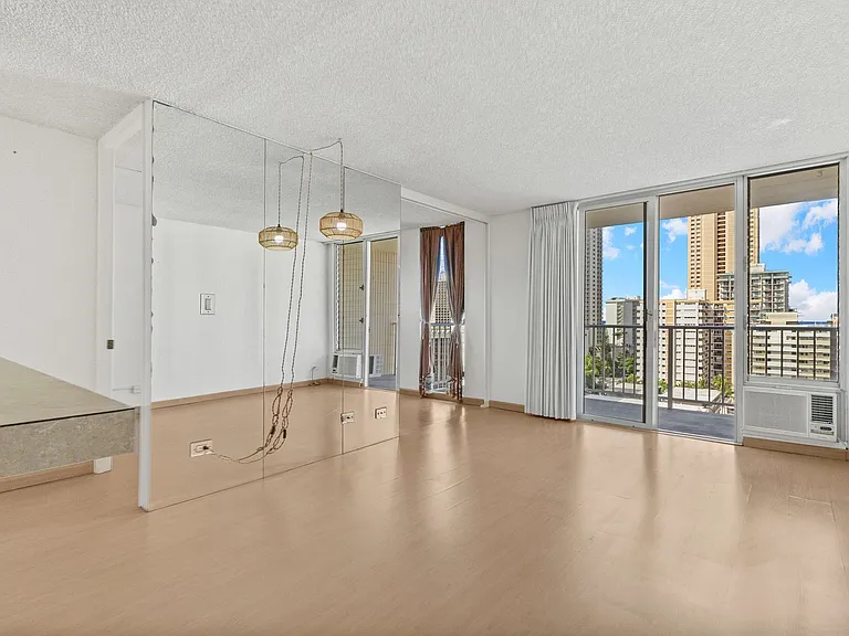 2452 Tusitala St #1405 — Photo 10