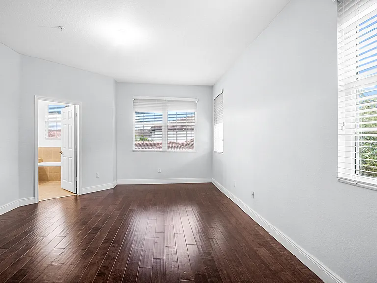 11967 SW 26th Ct — Photo 24