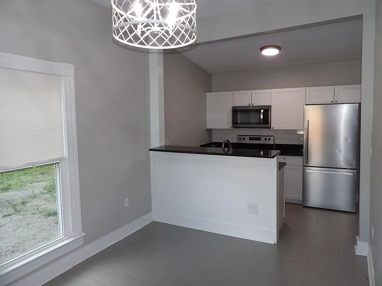 609 Taylor Ave — Photo 12