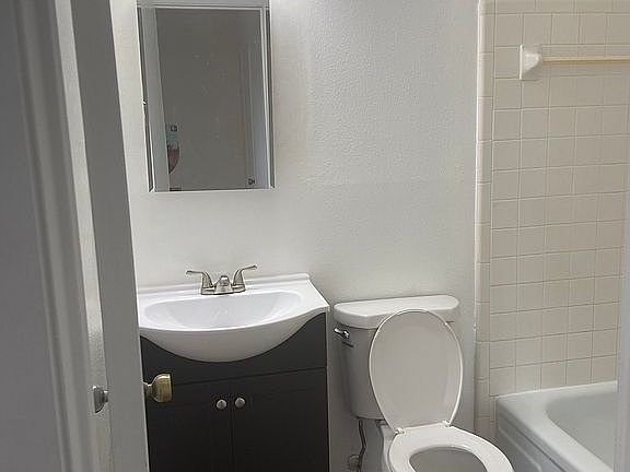 3rd image of 5709C Bramblegate Dr