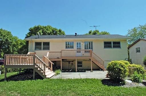 3rd image of 1038 S Barrow Ct