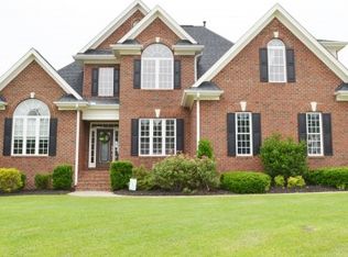 2504 Stewart St, Fuquay Varina, NC 27526
