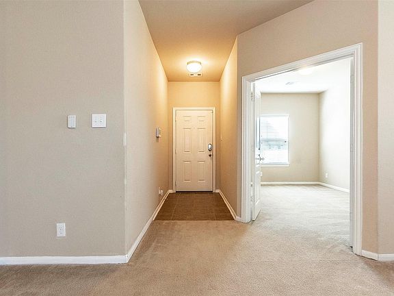 4th image of 2518 Ruby Dr