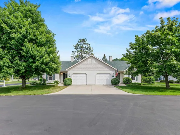 599 Meadowview Ln #7, Elk Rapids, MI 49629