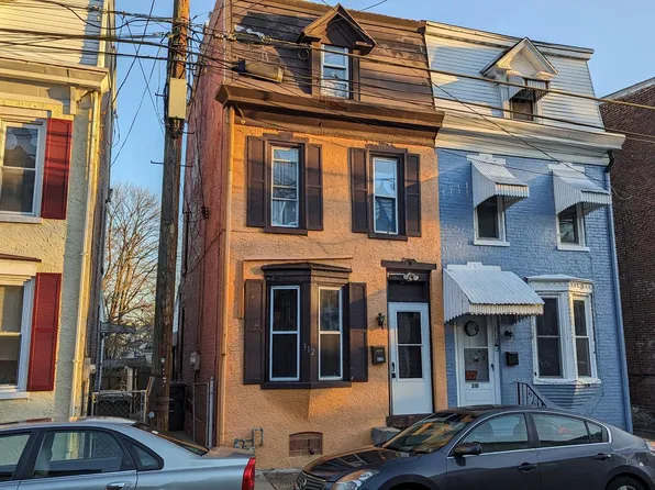 312 N Evans St, Pottstown, PA 19464