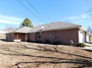 220 W Gary St #B, Greenwood, AR 72936